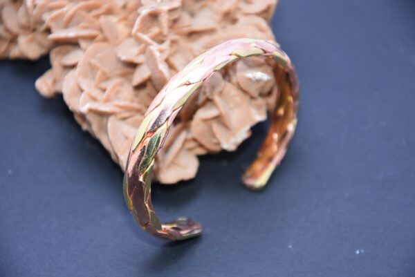 Bracelet lourd de manchette en cuivre solide , handemade cuivre bracelet cuff, médical bracelet cuivre