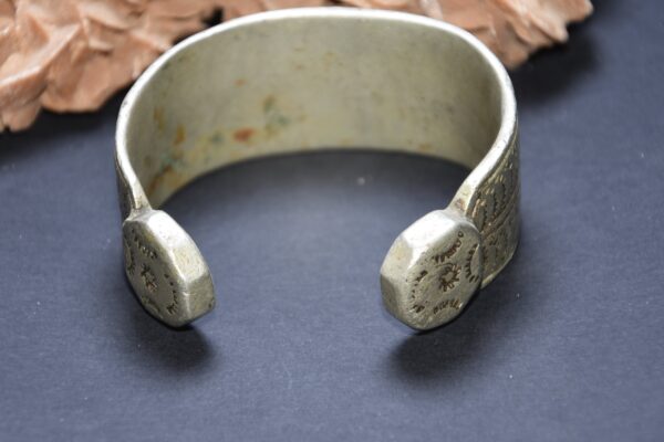 ethnic berber anklet antique , sahraoui anklet bracelet , vintage anklet