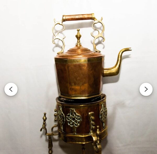 img_7133 Samovar Antique en Laiton Mauresque et Cuivre : Service à Thé Marocain