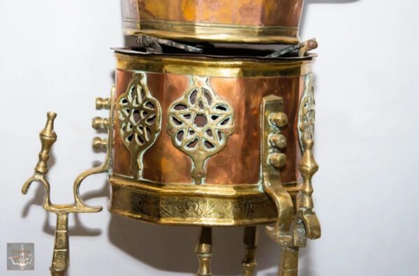 img_7137 Samovar Antique en Laiton Mauresque et Cuivre : Service à Thé Marocain